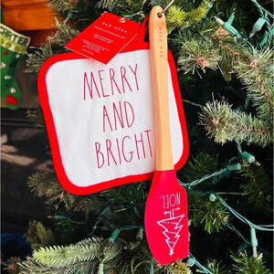 NEW Rae Dunn Measurements Spatula & Potholder SET -MERRY & BRIGHT on binder ring